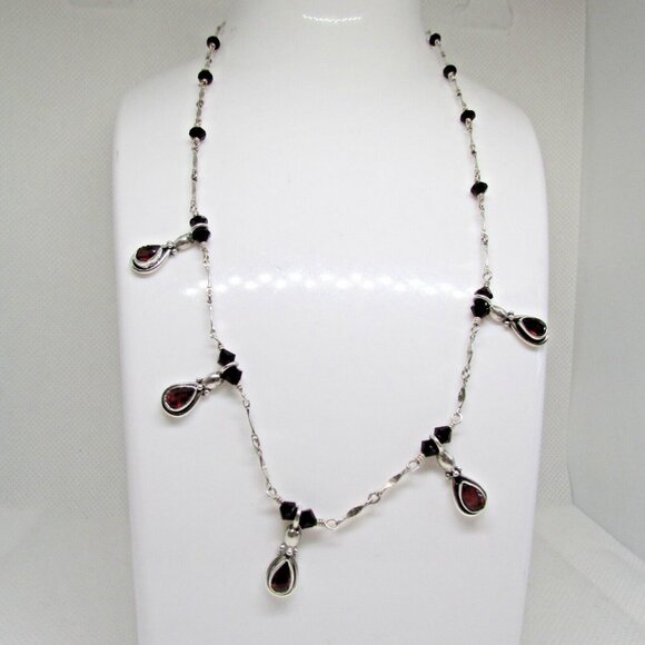 Vintage Sterling Silver 16.5" Tear Shape Garnet & Red Crystals Station Necklace - Picture 3 of 12